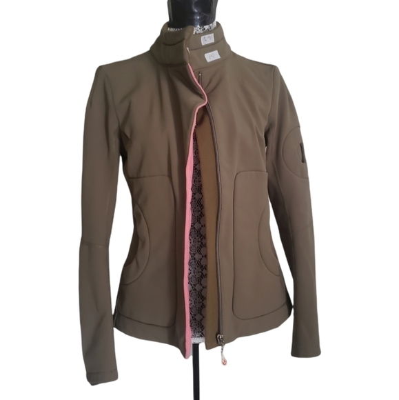 Lululemon Vintage Softshell Jacket - Picture 4 of 12